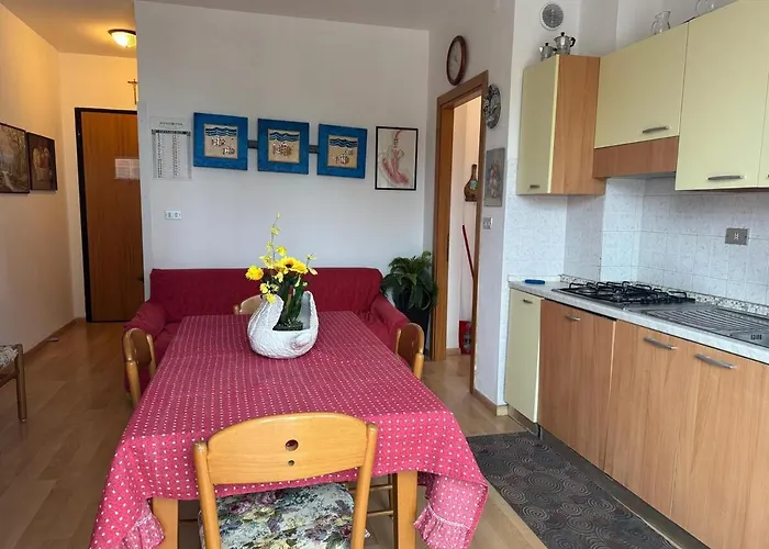 Beachfront Free Park - *