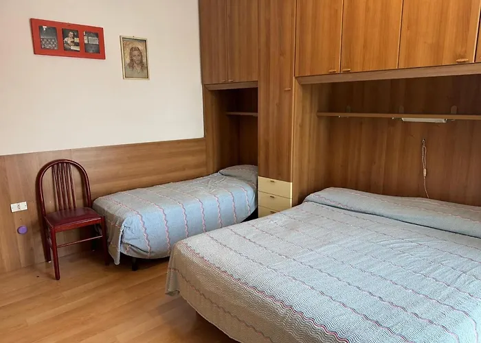 Beachfront Free Park - *